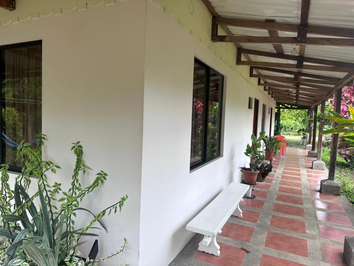 River Side Lodge Horquetas Buitenkant foto