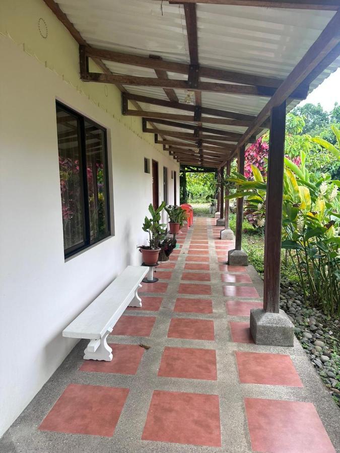River Side Lodge Horquetas Buitenkant foto